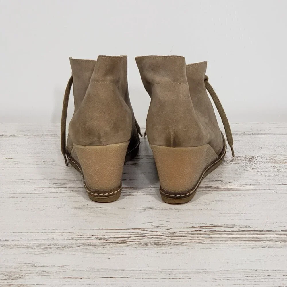 J Crew Tan Suede Wedge Booties  Size 9 good pre-owned condition